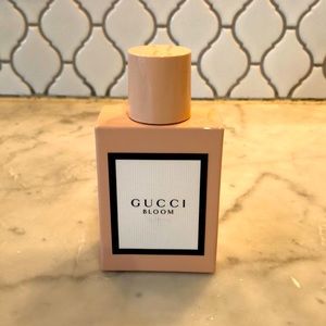 NWOT Gucci Bloom Eau De Perfum 1.6 oz